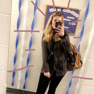 Meet your Posher, Katie